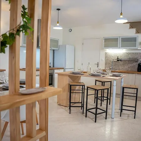 Superbe Maison De - Privee - Quartier Villebourbon - 5 Min A Pied Gare Et Hypercentre *